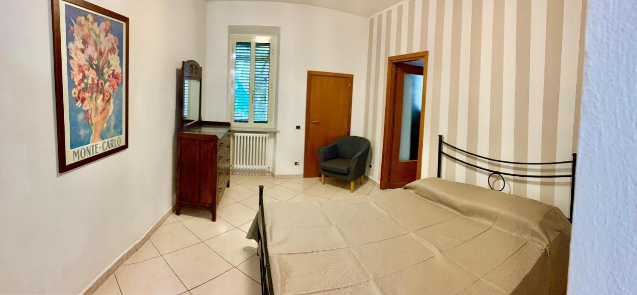 Room In Villa -Livorno - Montenero Eksteriør bilde