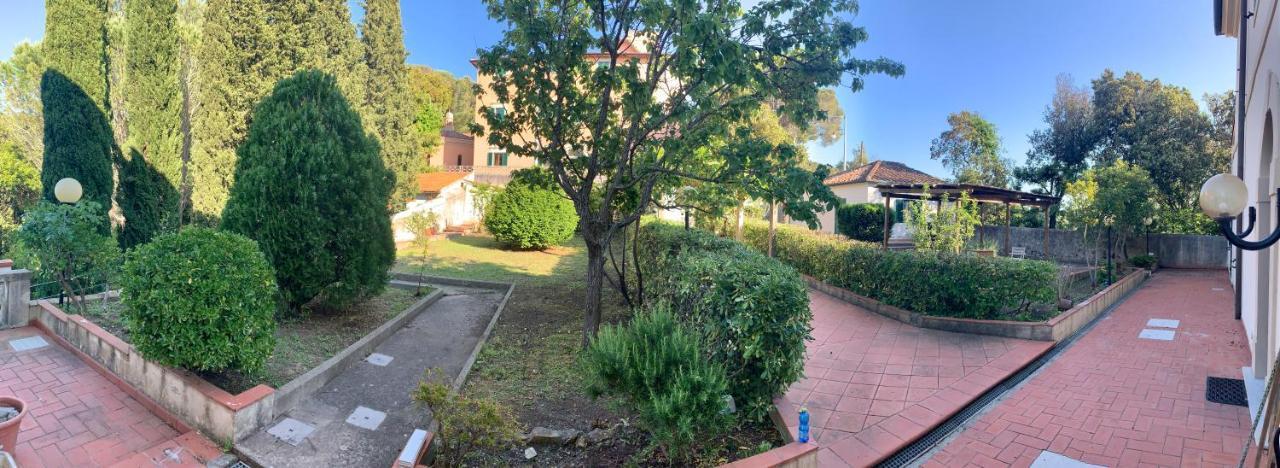 Room In Villa -Livorno - Montenero Eksteriør bilde