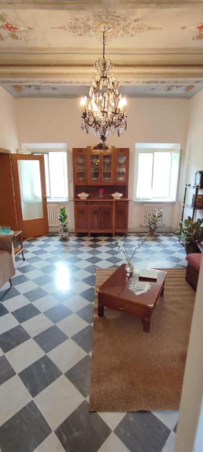 Room In Villa -Livorno - Montenero Eksteriør bilde