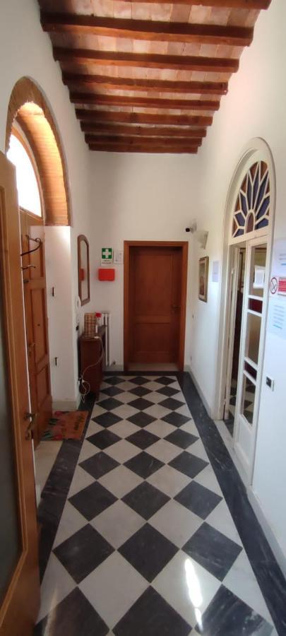 Room In Villa -Livorno - Montenero Eksteriør bilde